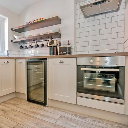 Newhall Lodge Канък Екстериор снимка