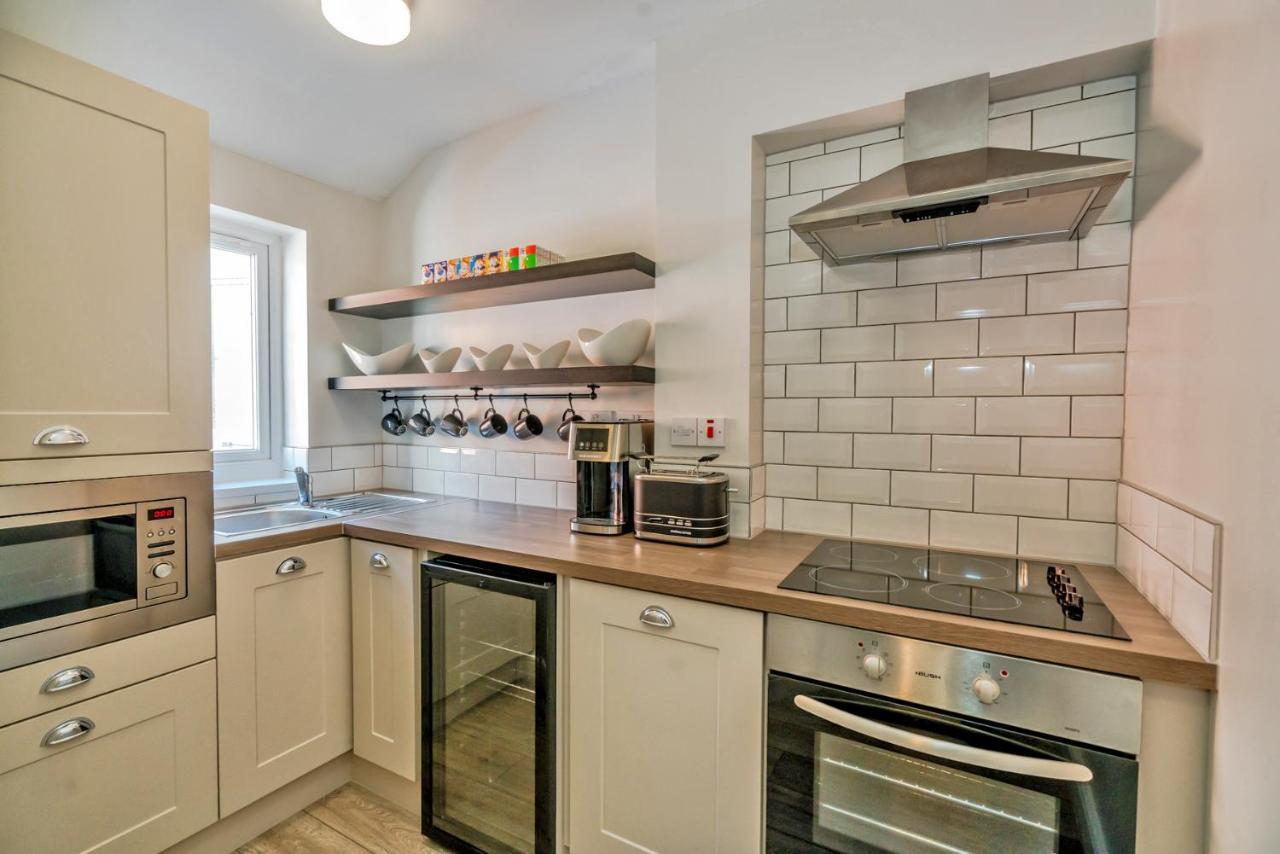 Newhall Lodge Канък Екстериор снимка